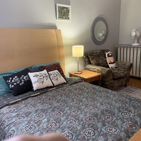 Maryland Homestay In Winnpeg Downtown Winnipeg Bagian luar foto