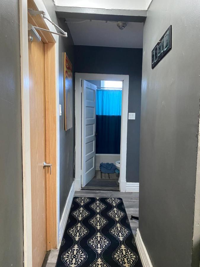 Maryland Homestay In Winnpeg Downtown Winnipeg Bagian luar foto