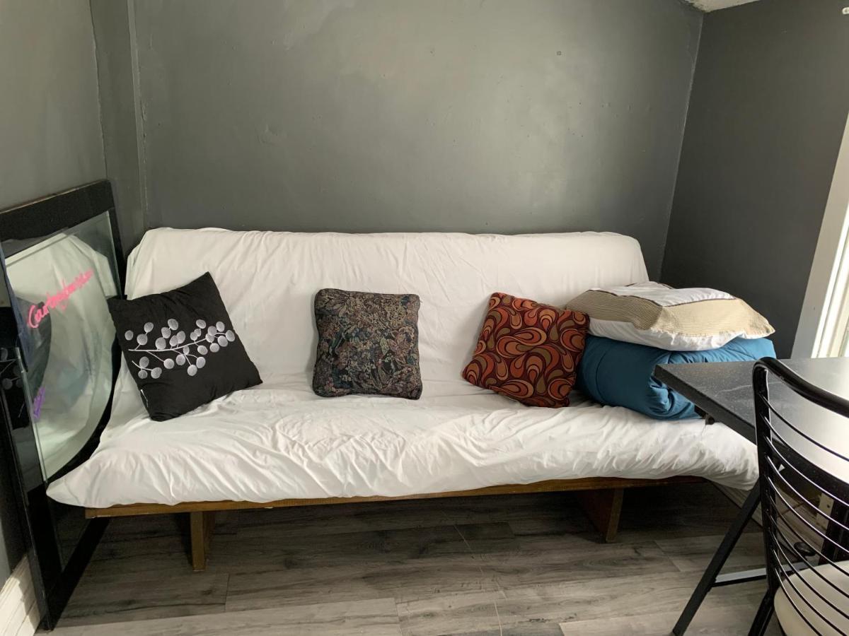 Maryland Homestay In Winnpeg Downtown Winnipeg Bagian luar foto