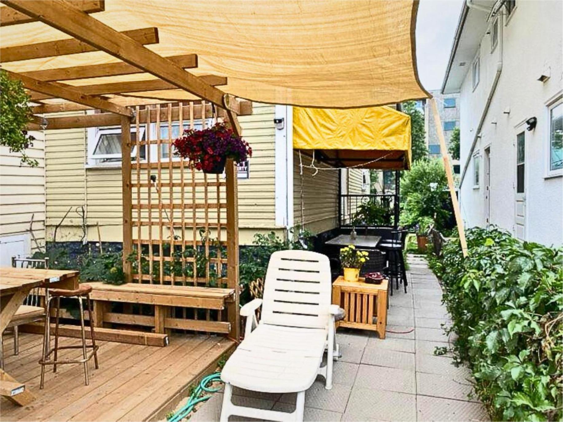 Maryland Homestay In Winnpeg Downtown Winnipeg Bagian luar foto