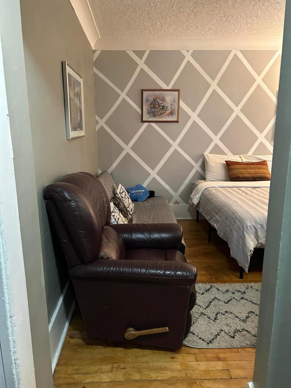 Maryland Homestay In Winnpeg Downtown Winnipeg Ruang foto