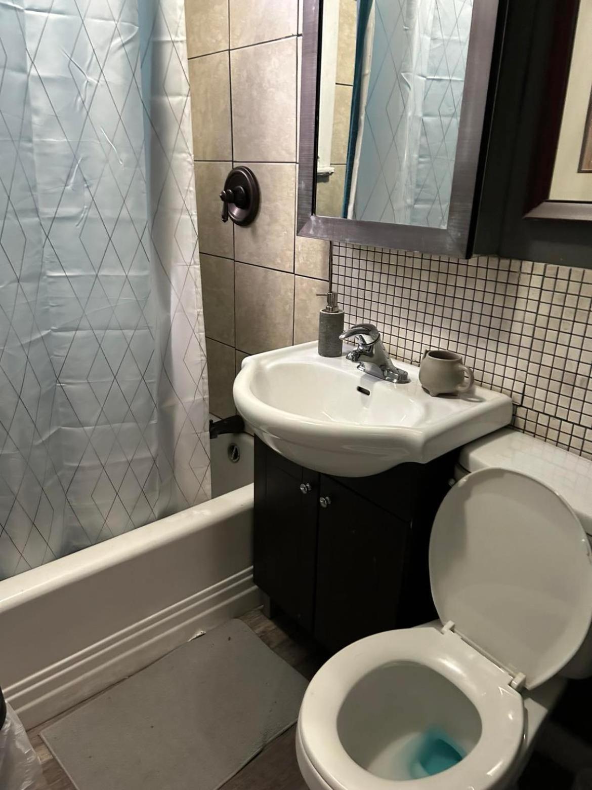 Maryland Homestay In Winnpeg Downtown Winnipeg Bagian luar foto