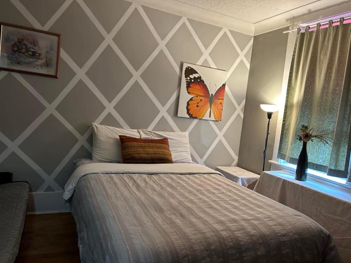 Maryland Homestay In Winnpeg Downtown Winnipeg Bagian luar foto